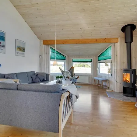 Zafirka - 300m From The Sea In Nw Jutland By Interhome 度假居 约灵