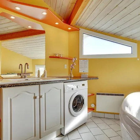 Zafirka - 300m From The Sea In Nw Jutland By Interhome 约灵